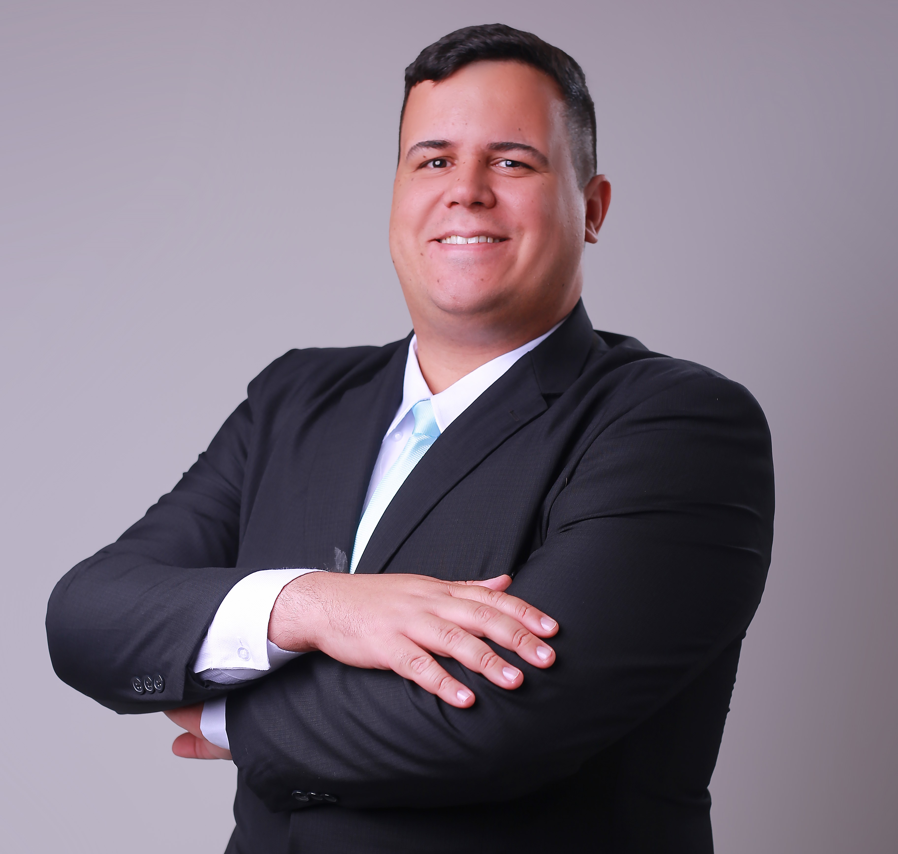 Dr. Mathos Leite Araújo